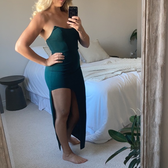 Sexy Emerald Dress! - Picture 7 of 7
